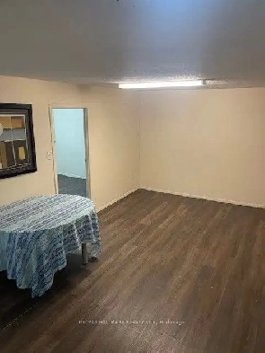 Amazing - For Rent In Scarborough Image# 3