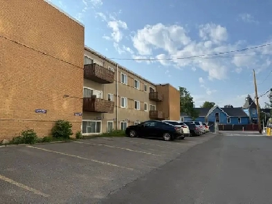 Parking in Kensington Image# 2