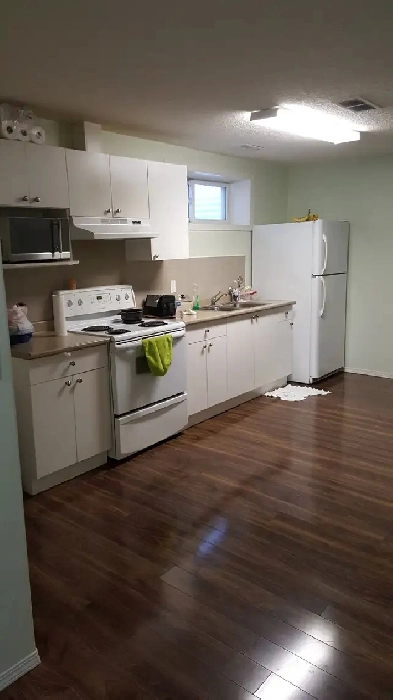 SEPARATE ENTRY- FREE Wi-Fi/CABLE/LAUNDRY/UTILITIES – SADDLETOWNE Image# 10
