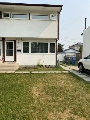 Spacious House For Rent Image# 4