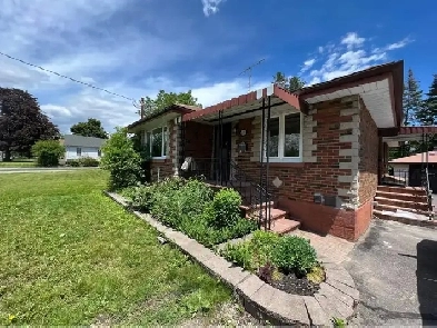 2 Bedroom Legal basement apartment: Harmony and Adelaide, Oshawa Image# 4