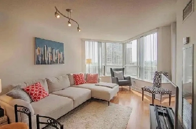 Yonge & Finch Condo – 1 1 Bed, 1 Bath, 1 Parking – By Subway Image# 5