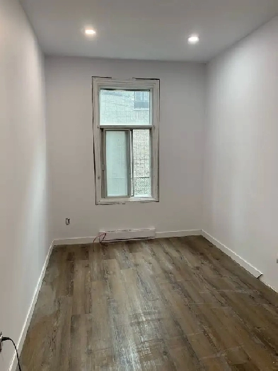 5 1/2 with 3 closed bedrooms Image# 1
