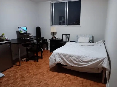 HUGE Master Bedroom DOWNTOWNSherbourne Subway July 1st Image# 1