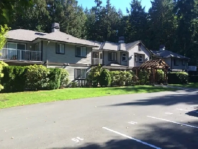 440 Schley Pl #201 Qualicum Beach Condo Image# 2