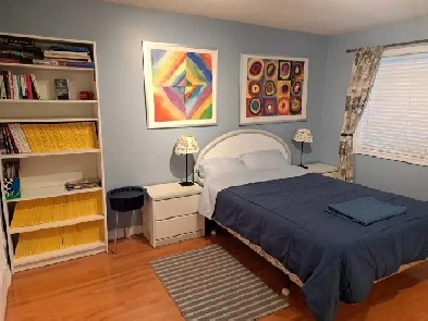 Large and bright room in private house. From Aug 15. Image# 3
