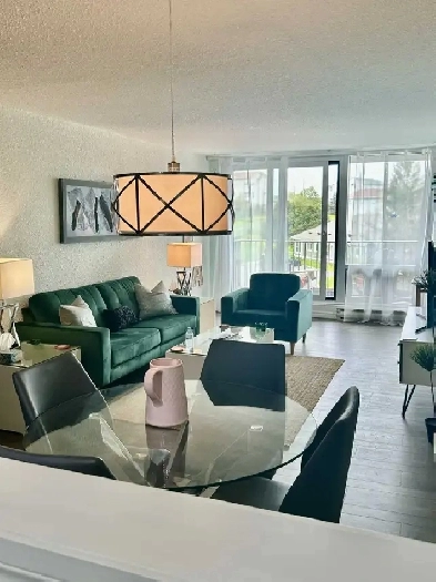 Perfect location! Updated unit! Must see Image# 1
