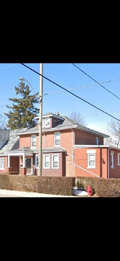 1 Student Room for rent near MCMaster Image# 6