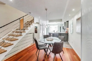 Stunning Townhome for Sale Image# 1