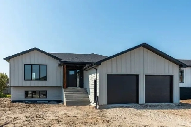 32 Parkside Crescent, Mitchell Image# 3