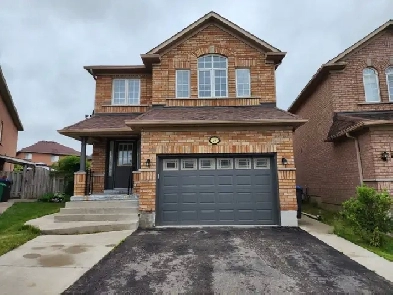 4 Bedroom Detached With Finished 2 Bed Basement, Large Backyard Image# 9