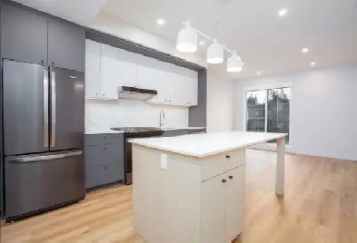Lynnbrooke Apartments  2-bed, 2-bath in Calgary Image# 7