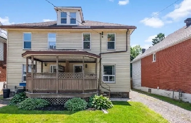 House For Rent In Brockville Historic Area // James St East Image# 20