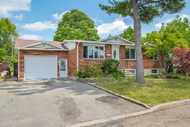 5-Bedroom Bungalow for Sale | L'Île-Bizard Image# 2