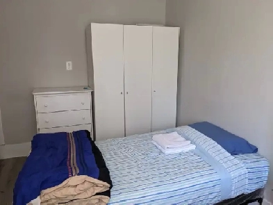 Private Rooms at Downtown Toronto Image# 10