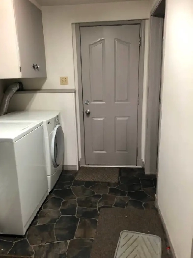 ROOM FOR RENT Image# 6