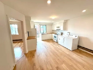 Big 5 1/2 with 4 close door rooms near Metro Castelnau & Jarry Image# 6