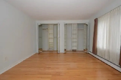 2 level 3 bed 1.5 bath South End close to SMU, DAL, Downtown Image# 6