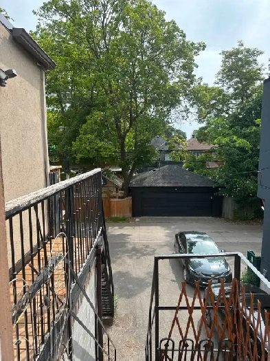 For Rent – 2 Bedroom Apartment at Mount Pleasant & Manor Rd. Image# 7