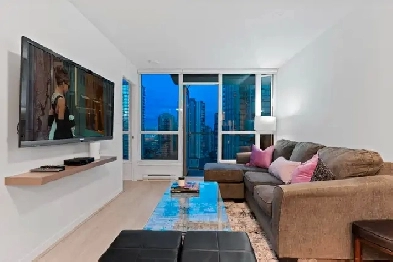 Downtown Vancouver Furnished Rooms Image# 8