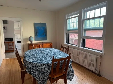 spacious three-bedroom apartment, westmount Image# 6