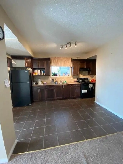 2 bedrooms legal suit Image# 6