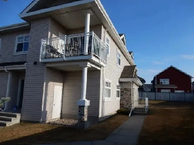 2BR-2Bath townhouse at Beautiful Lake Summerside, Edmonton Image# 5