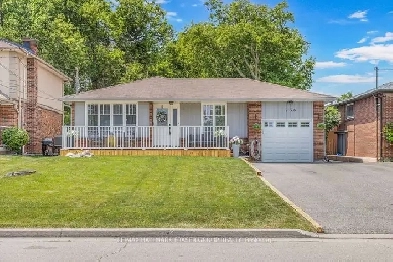 Bungalow with Rental Potential in a Prime Pickering Location! Image# 7