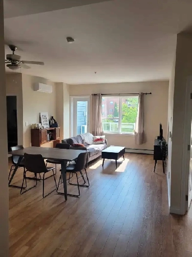 2BR   Den   2BTH – Heat & Water – July 1st/15th Image# 8