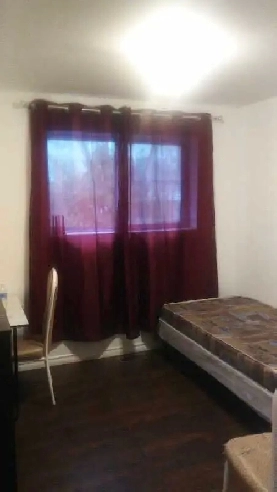 Room for rent July 1st Image# 1