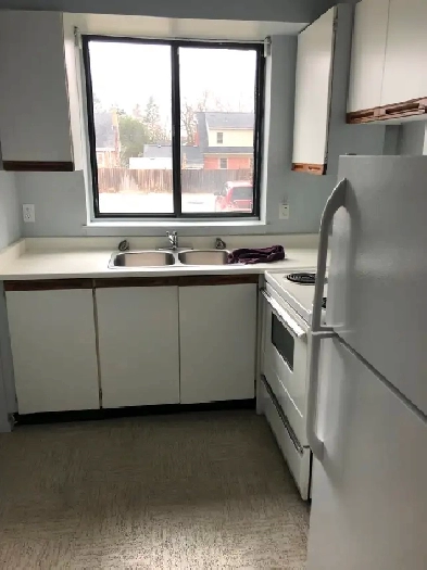 EXCLUSIVE! RARE 1 BEDROOM APARTMENT FOR RENT IN DOWNTOWN WHITBY Image# 1