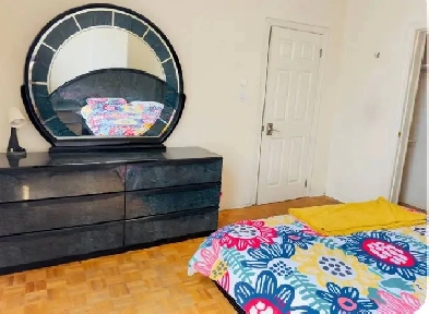 Furnished Room in Downtown Toronto – All Inclusive Image# 6
