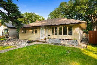 3437 Westgate Ave - Charming Bungalow In Lakeview Image# 6