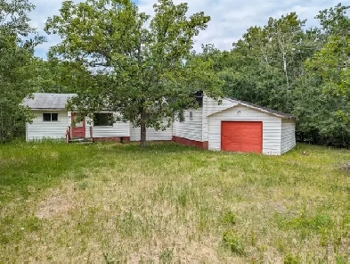 23 Diane Drive Image# 2