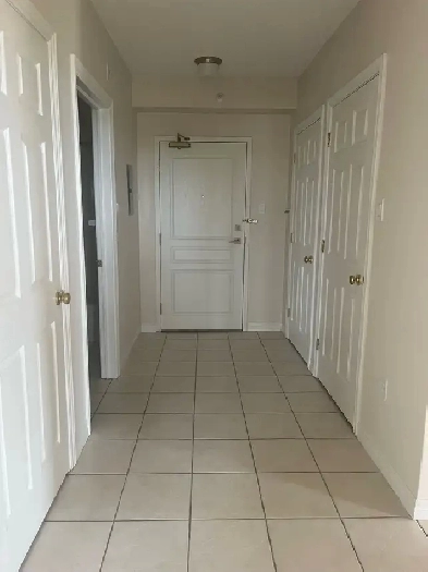 2 Bedroom & Den available for August 1st Image# 2