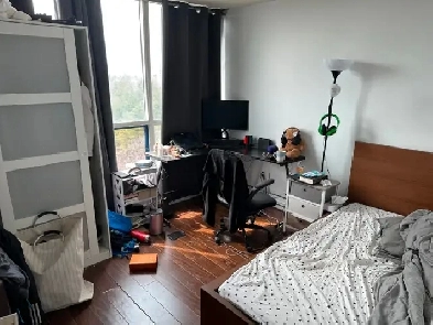 Furnished, Bright  Apartment Bedroom Near UTSC Centennial Image# 7