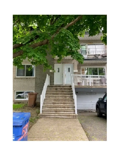 studio and 3.5 unit in Cote St Luc Image# 1