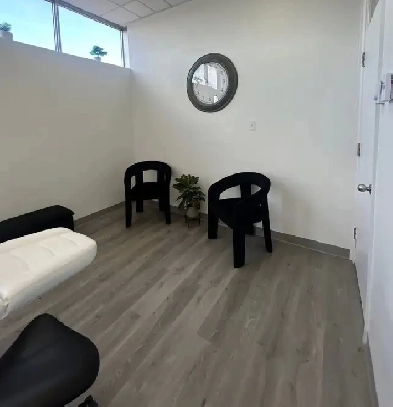 ESPACE À LOUER – IDÉAL POUR PROFESSIONNELS DE LA SANTÉ & BEAUTÉ Image# 3