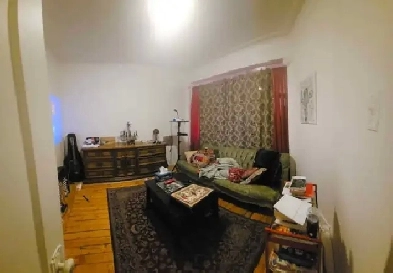 41/2 ROSEMONT - 1 CHAMBRE   SALON DOUBLE Image# 1