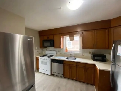 Main Level Room (Boys) for rent Port Credit Mississauga Image# 1