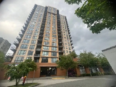 GREAT LOCATION, LOUGHEED SKYTRAIN Image# 2