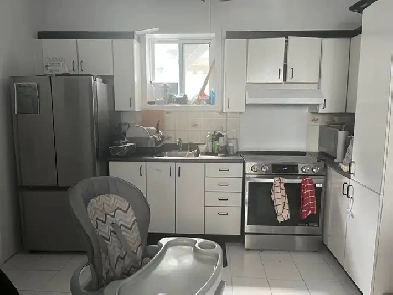 4 1/2 à louer Image# 8