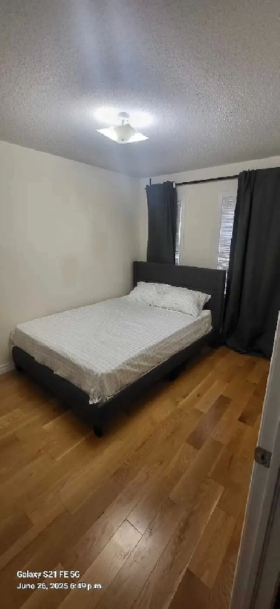 Private Room for rent in Woodbridge Image# 5