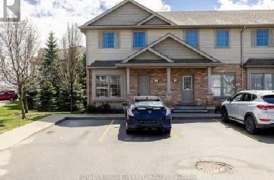Beautiful home in summerside available September 2nd move in! Image# 1