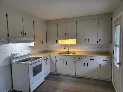 Large unit for rent, 2 bedrooms Image# 9