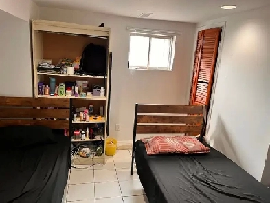 Girls Furnished Room ( Malton) Image# 1