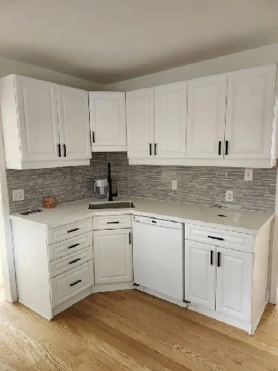 Room available for rent near Scarborough Town Centre Image# 8