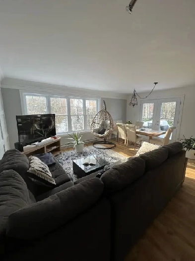 4 ½ au rdc, Quartier Émile Zola, Juillet gratuit Image# 2