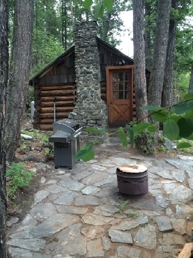 Weekly Rustic cabin rental Image# 9