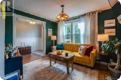 East/Central - two bedroom house Image# 6
